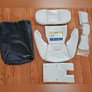 NUNA Exec Carseat Infant Insert New